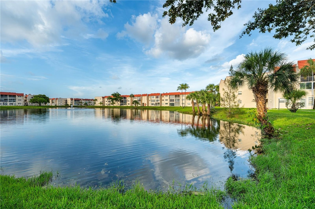 Sunrise FL Homes for Sale, Discover Your Dream Home