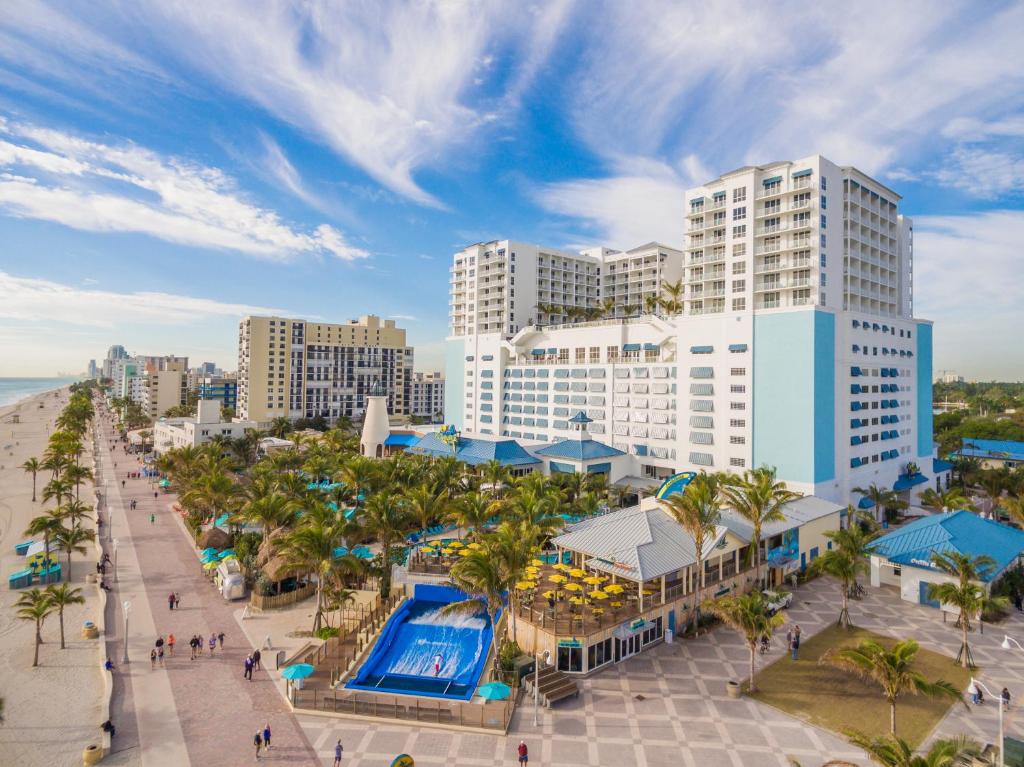 Hollywood, FL